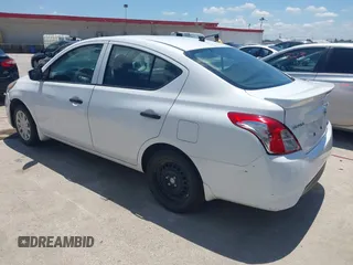 2016 Nissan Versa S с VIN 3N1CN7AP4GL899822, выставлен на аукционе IAAI как лот 42462612 с пробегом 97 896 миль миль и . История ставок и продаж доступна на DreamBid. Изображение 3.