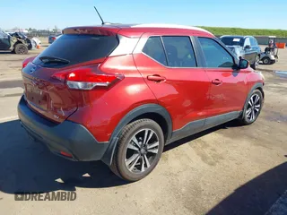 2019 Nissan Kicks S with VIN 3N1CP5CU4KL511255, listed as a IAAI auction lot 41841226 with 91,575 mi miles and . Bid and sale history available at carsss.com. Image 4.