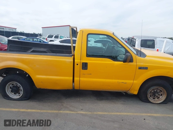 2002 Ford Super Duty F-250 XL with VIN 1FTNF20LX2EB80202, listed as a IAAI auction lot 41607631 with 342,859 mi miles. Bid and sale history available at carsss.com. Image 14.