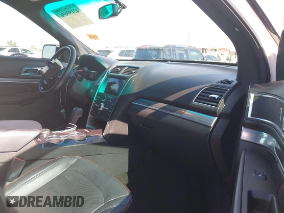 2017 Ford Explorer Sport z VIN 1FM5K8GT6HGA43481, wystawiony jako IAAI lot #42159456 z przebiegiem 86 010 mil mil oraz . Historia ofert i sprzedaży dostępna na DreamBid. Obrazek 5.
