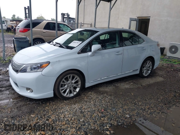 2010 Lexus HS 250h with VIN JTHBB1BA8A2014134, listed as a IAAI auction lot 40067857 with 121,313 mi miles and . Bid and sale history available at DreamBid. Image 2.