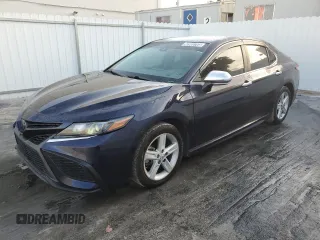 2022 Toyota Camry SE with VIN 4T1G11AK5NU631324, listed as a Copart auction lot 48965765 with 119,420 mi miles and Clean Title. Bid and sale history available at carsss.com. Image 1.