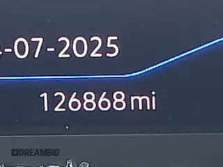 2021 Volkswagen Atlas SEL с VIN 1V2EE2CA8MC202806, выставлен на аукционе IAAI как лот 41984025 с пробегом 126 868 миль миль и . История ставок и продаж доступна на DreamBid. Изображение 15.
