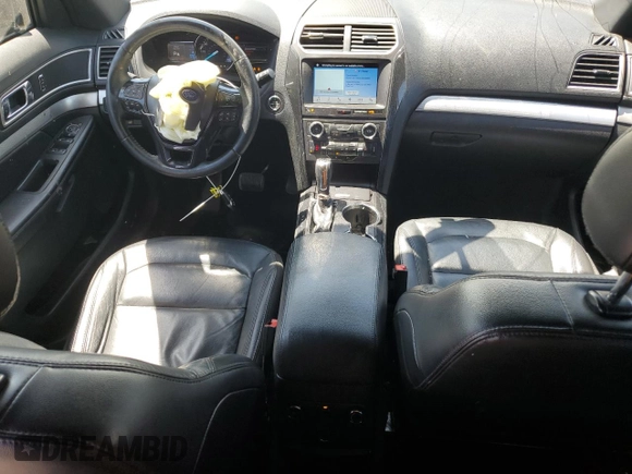 2017 Ford Explorer XLT with VIN 1FM5K7D82HGB87829, listed as a Copart auction lot 56467865 with 133,683 mi miles and Salvage title. Bid and sale history available at DreamBid. Image 8.