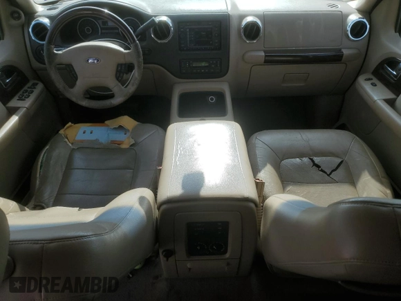 2006 Ford Expedition Limited with VIN 1FMFU19516LA63047, listed as a Copart auction lot 45813775 with 255,056 mi miles and Clean Title. Bid and sale history available at carsss.com. Image 8.