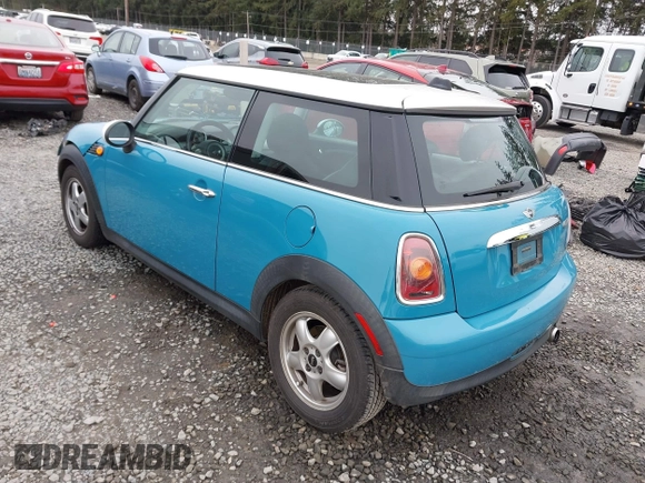 2009 MINI Cooper Hardtop with VIN WMWMF33569TW70413, listed as a IAAI auction lot 41776589 with 85,394 mi miles. Bid and sale history available at carsss.com. Image 3.