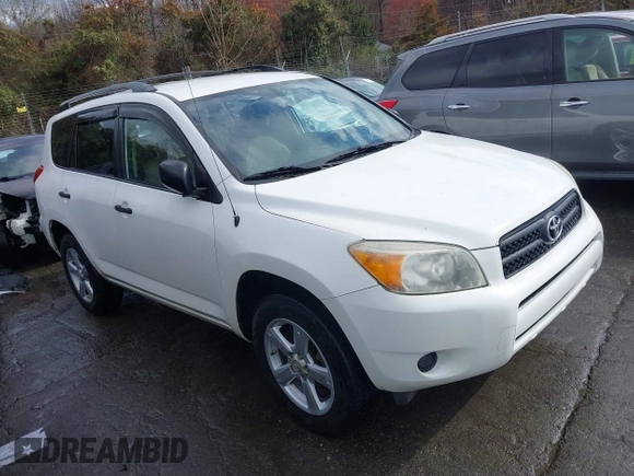 2008 Toyota RAV4 with VIN JTMBD33V186064692, listed as a IAAI auction lot 41817991 with 213,158 mi miles. Bid and sale history available at carsss.com. Image 1.