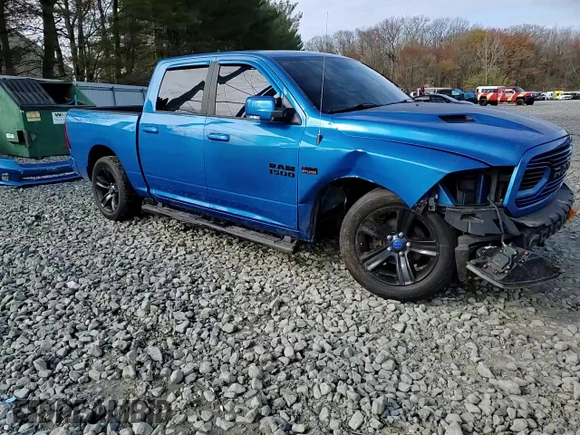 2018 Ram 1500 Sport z VIN 1C6RR7MT5JS192572, wystawiony jako Copart lot #52453335 z przebiegiem 105 843 mil mil oraz Szkoda całkowita • Salvage title. Historia ofert i sprzedaży dostępna na DreamBid. Obrazek 11.