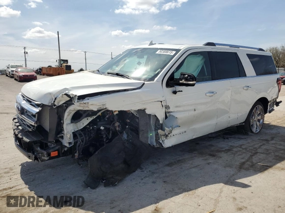 2024 Ford Expedition Max Platinum with VIN 1FMJK1M87REA37031, listed as a Copart auction lot 50388615 with 6,900 mi miles and Salvage title. Bid and sale history available at DreamBid. Image 1.