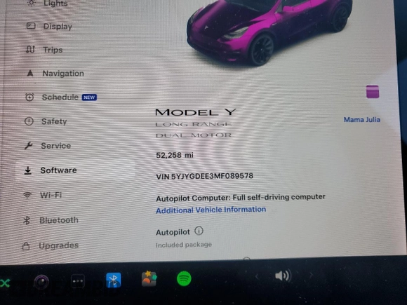 2021 Tesla Model Y Long Range with VIN 5YJYGDEE3MF089578, listed as a Copart auction lot 41381095 with 52,258 mi miles and Salvage Title. Bid and sale history available at DreamBid. Image 9.