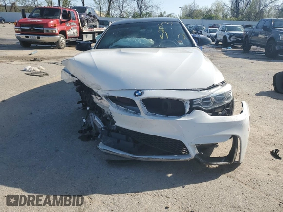 2016 BMW M4 z VIN WBS3R9C53GK336943, wystawiony jako Copart lot #52157535 z przebiegiem 103 850 mil mil oraz Szkoda całkowita • Salvage title. Historia ofert i sprzedaży dostępna na DreamBid. Obrazek 5.
