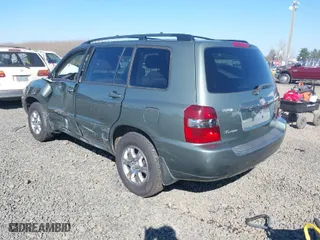 2004 Toyota Highlander with VIN JTEEP21AX40043007, listed as a IAAI auction lot 41675720 with 212,330 mi miles. Bid and sale history available at carsss.com. Image 3.