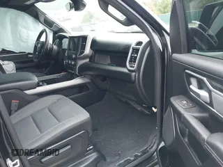 2021 Ram 1500 Big Horn с VIN 1C6SRFBT5MN720595, выставлен на аукционе IAAI как лот 41893137 с пробегом 36 920 миль миль и . История ставок и продаж доступна на DreamBid. Изображение 5.