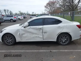 2006 Lexus IS 250 z VIN JTHCK262262007247, wystawiony jako IAAI lot #42098013 z przebiegiem 148 221 mil mil oraz . Historia ofert i sprzedaży dostępna na DreamBid. Obrazek 14.