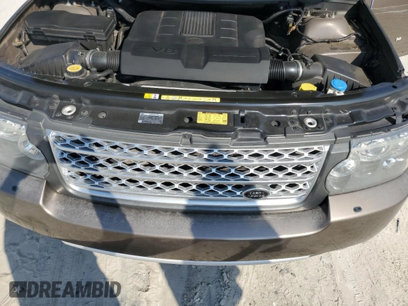 2010 Land Rover Range Rover HSE Lux with VIN SALMF1D45AA315304, listed as a Copart auction lot 43521425 with 70,913 mi miles and Salvage title. Bid and sale history available at DreamBid. Image 11.