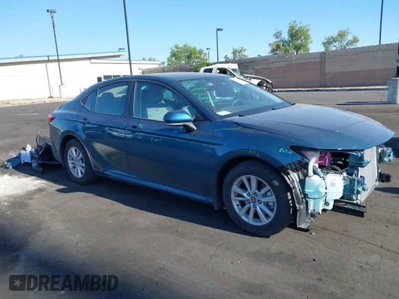 2025 Toyota Camry LE z VIN 4T1DAACK0SU038983, wystawiony jako IAAI lot #42300193 z przebiegiem 8 690 mil mil oraz . Historia ofert i sprzedaży dostępna na DreamBid. Obrazek 14.
