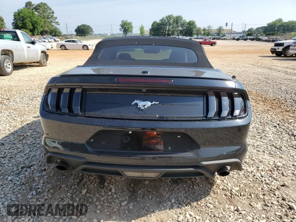 2022 Ford Mustang EcoBoost z VIN 1FATP8UH8N5119213, wystawiony jako Copart lot #59838335 z przebiegiem 59 088 mil mil oraz Szkoda całkowita • Salvage title. Historia ofert i sprzedaży dostępna na DreamBid. Obrazek 6.