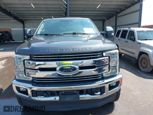 2019 Ford F-250 XL with VIN 1FT7W2BT9KED11352, listed as a IAAI auction lot 42442144 with 123,664 mi miles and . Bid and sale history available at DreamBid. Image 13.