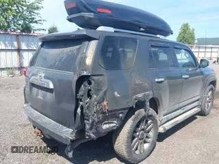 2011 Toyota 4Runner Trail z VIN JTEBU5JR2B5038483, wystawiony jako IAAI lot #42229355 z przebiegiem 207 245 mil mil oraz . Historia ofert i sprzedaży dostępna na DreamBid. Obrazek 6.