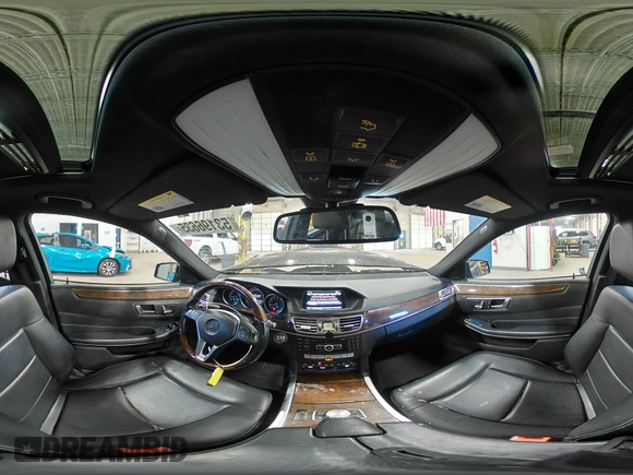 2014 Mercedes-Benz E 350 Luxury with VIN WDDHF8JB2EA983125, listed as a Copart auction lot 53196635 with 170,926 mi miles and Salvage Title. Bid and sale history available at DreamBid. Image 13.