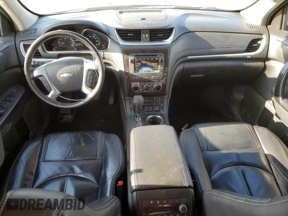 2015 Chevrolet Traverse LT z VIN 1GNKVHKD5FJ295325, wystawiony jako Copart lot #52122685 z przebiegiem 189 572 mil mil oraz Czysty tytuł • Clean title. Historia ofert i sprzedaży dostępna na DreamBid. Obrazek 8.