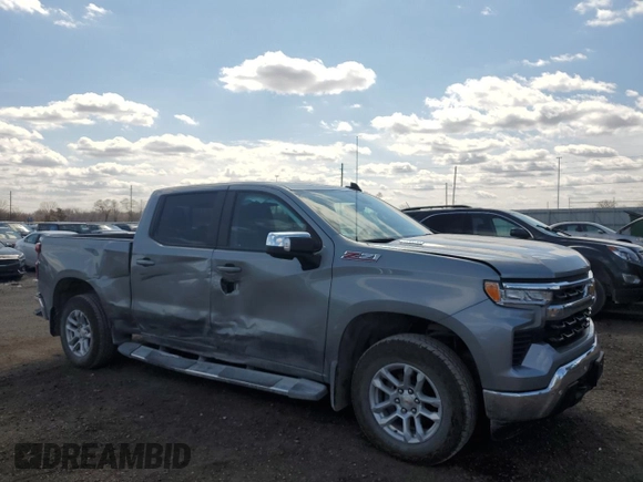 2024 Chevrolet Silverado 1500 LT with VIN 1GCUDDE87RZ254406, listed as a Copart auction lot 50226875 with 6,437 mi miles and Salvage Title. Bid and sale history available at carsss.com. Image 4.