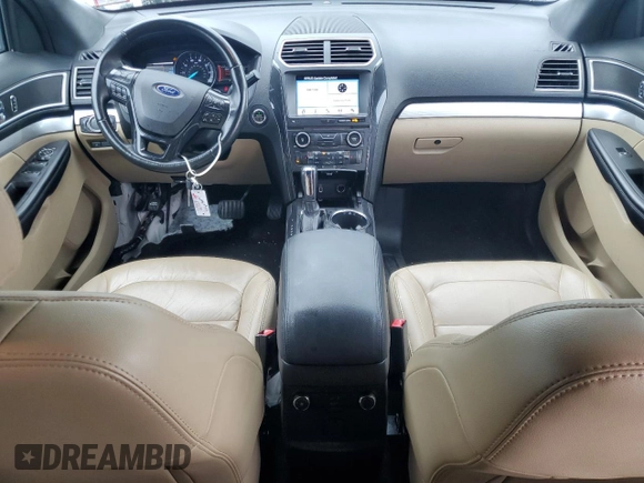 2017 Ford Explorer XLT with VIN 1FM5K8DH8HGC59185, listed as a Copart auction lot 62976445 with 139,304 mi miles and Salvage title. Bid and sale history available at DreamBid. Image 8.