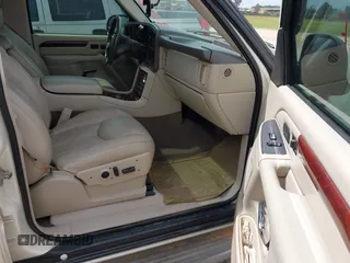 2006 Cadillac Escalade EXT z VIN 3GYEK62N46G212572, wystawiony jako IAAI lot #41972296 z przebiegiem 159 861 mil mil oraz . Historia ofert i sprzedaży dostępna na DreamBid. Obrazek 5.