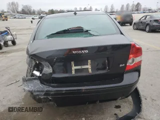 2006 Volvo S40 2.4L with VIN YV1MS382662173239, listed as a Copart auction lot 86269214 with 98,921 mi miles and Salvage Title. Bid and sale history available at carsss.com. Image 6.