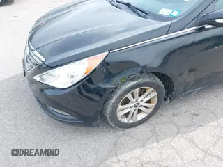 2012 Hyundai Sonata Limited z VIN 5NPEC4AC2CH417527, wystawiony jako IAAI lot #42519056 z przebiegiem 193 175 mil mil oraz . Historia ofert i sprzedaży dostępna na DreamBid. Obrazek 6.