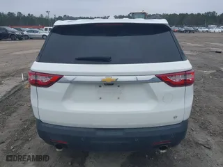 2021 Chevrolet Traverse LT Leather with VIN 1GNERHKWXMJ218336, listed as a IAAI auction lot 41509560 with 103,372 mi miles. Bid and sale history available at carsss.com. Image 17.