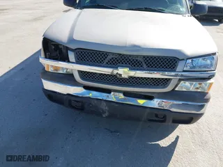 2004 Chevrolet Silverado 1500 Work Truck with VIN 1GCEC14X64Z332584, listed as a IAAI auction lot 41802624 with 165,172 mi miles. Bid and sale history available at carsss.com. Image 6.