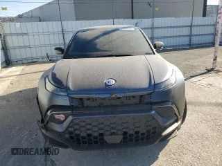 2023 Fisker Ocean One z VIN VCF1ZBU24PG003938, wystawiony jako Copart lot #89353135 z przebiegiem Nie podano mil oraz Szkody całkowita. Historia ofert i sprzedaży dostępna na DreamBid. Obrazek 5.