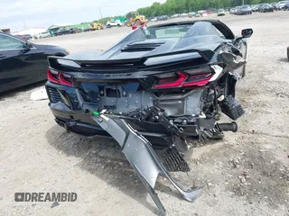 2023 Chevrolet Corvette 3LT z VIN 1G1YC3D4XP5133377, wystawiony jako IAAI lot #42205597 z przebiegiem 6 202 mil mil oraz . Historia ofert i sprzedaży dostępna na DreamBid. Obrazek 18.