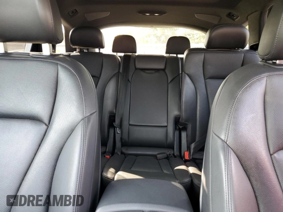 2017 Audi Q7 Premium Plus with VIN WA1LAAF76HD033118, listed as a Copart auction lot 66484325 with 155,037 mi miles and Clean title. Bid and sale history available at DreamBid. Image 10.
