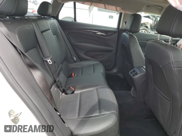 2018 Buick Regal Essence with VIN W04GV8SX1J1086174, listed as a Copart auction lot 53816155 with 82,471 mi miles and Salvage title. Bid and sale history available at DreamBid. Image 11.