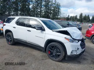 2021 Chevrolet Traverse Premier with VIN 1GNEVKKW7MJ250461, listed as a IAAI auction lot 41809650 with 61,661 mi miles. Bid and sale history available at carsss.com. Image 1.