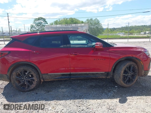2021 Chevrolet Blazer RS z VIN 3GNKBKRS2MS579534, wystawiony jako IAAI lot #42207795 z przebiegiem 55 716 mil mil oraz . Historia ofert i sprzedaży dostępna na DreamBid. Obrazek 14.