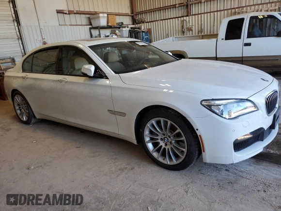 2014 BMW 7 Series ALPINA B7 with VIN WBAYE8C57ED780697, listed as a Copart auction lot 81614434 with 52,214 mi miles and Salvage Title. Bid and sale history available at carsss.com. Image 4.