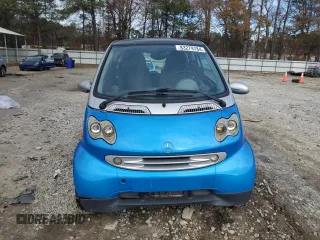 2006 Smart fortwo with VIN WME4503321J273497, listed as a Copart auction lot 83279784 with 51,749 mi miles and Non Repairable. Bid and sale history available at DreamBid. Image 5.