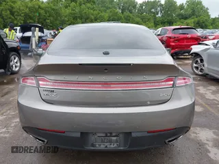 2016 Lincoln MKZ Hybrid with VIN 3LN6L2LU3GR629124, listed as a IAAI auction lot 42285383 with 116,196 mi miles and . Bid and sale history available at DreamBid. Image 17.