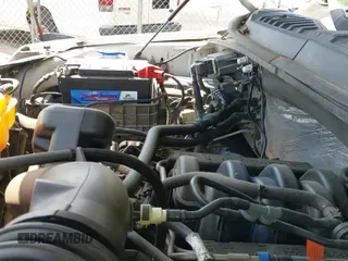 2016 Ford F-150 XL с VIN 1FTMF1CF1GKD86187, выставлен на аукционе IAAI как лот 42964999 с пробегом 236 935 миль миль и . История ставок и продаж доступна на DreamBid. Изображение 19.