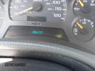 2004 Chevrolet TrailBlazer EXT LT with VIN 1GNET16S046124176, listed as a IAAI auction lot 41784048 with 186,297 mi miles. Bid and sale history available at carsss.com. Image 7.