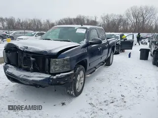 2007 Chevrolet Silverado 1500 LTZ with VIN 2GCEK13M771535698, listed as a IAAI auction lot 41295982 with 216,232 mi miles. Bid and sale history available at carsss.com. Image 2.