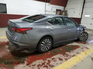 2025 Nissan Altima SV with VIN 1N4BL4DW6SN325916, listed as a Copart auction lot 43332525 with 6,910 mi miles and Salvage Title. Bid and sale history available at DreamBid. Image 3.