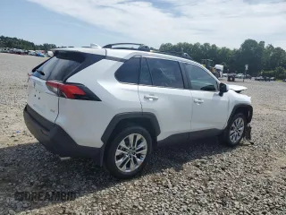 2025 Toyota RAV4 XLE Premium with VIN 2T3C1RFV1SW389635, listed as a Copart auction lot 61661535 with 3,630 mi miles and Salvage title. Bid and sale history available at DreamBid. Image 3.