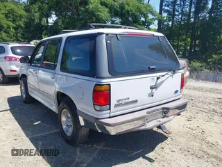 1995 Ford Explorer Eddie Bauer with VIN 1FMDU34XXSUB24511, listed as a IAAI auction lot 42313253 with 139,000 mi miles and . Bid and sale history available at DreamBid. Image 3.