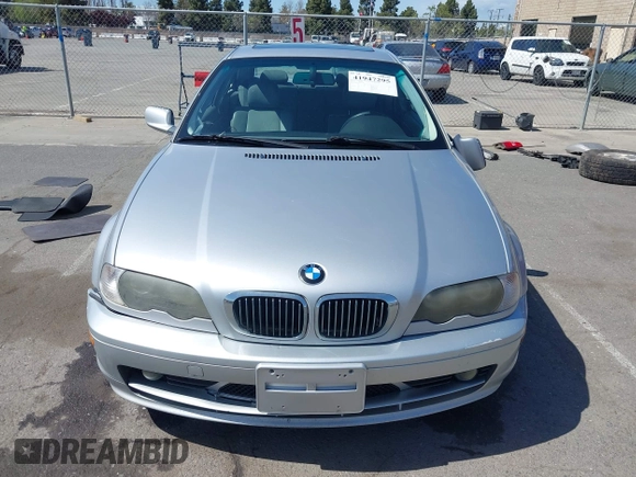 2002 BMW 3 Series 325Ci with VIN WBABN33452PG57400, listed as a IAAI auction lot 41947295 with 230,196 mi miles and . Bid and sale history available at DreamBid. Image 12.