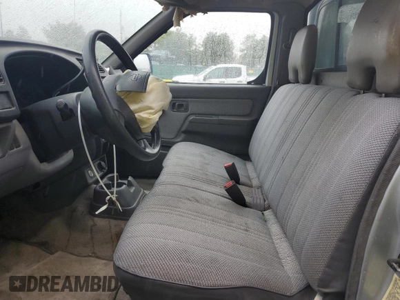 2000 Nissan Frontier XE с VIN 1N6DD21S4YC321371, выставлен на аукционе Copart как лот 55678675 с пробегом 99 775 миль миль и Списание • Salvage title. История ставок и продаж доступна на DreamBid. Изображение 10.