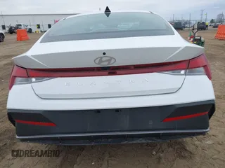 2024 Hyundai Elantra SE with VIN KMHLL4DG2RU786744, listed as a IAAI auction lot 41510735 with 8,221 mi miles and . Bid and sale history available at DreamBid. Image 16.